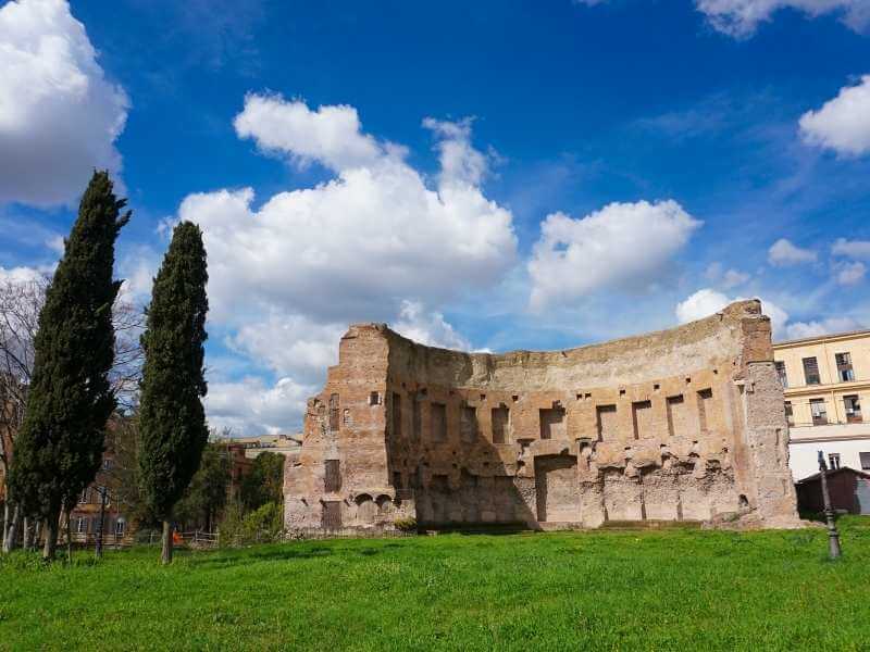 Ruine von Neros Tempel in Rom