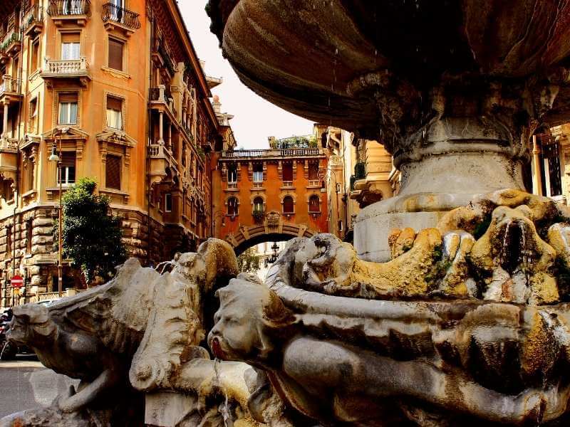 Froschbrunnen in Rom