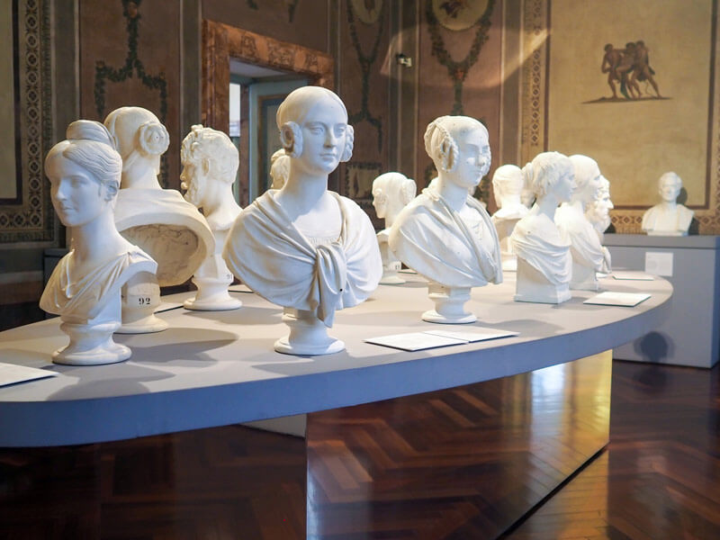Palazzo-Braschi-Skulpturen-Ausstellung