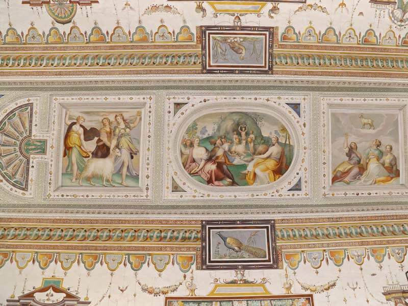 Palazzo-Farnese-Rom-Fresko-Decke