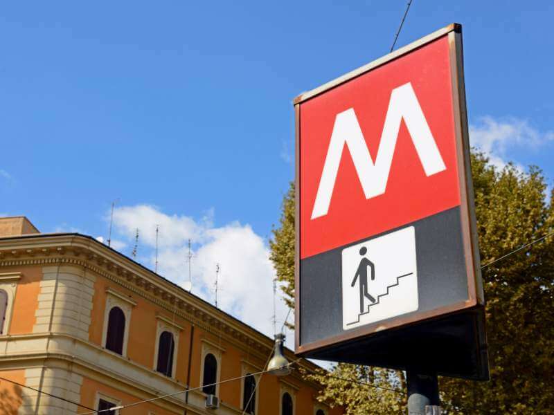 Metrozeichen in Rom