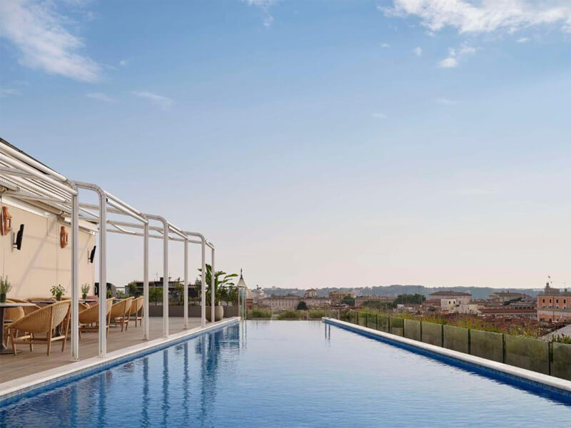 Pool-des-Anantara-Palazzo-Naiadi-Hotel-Rom