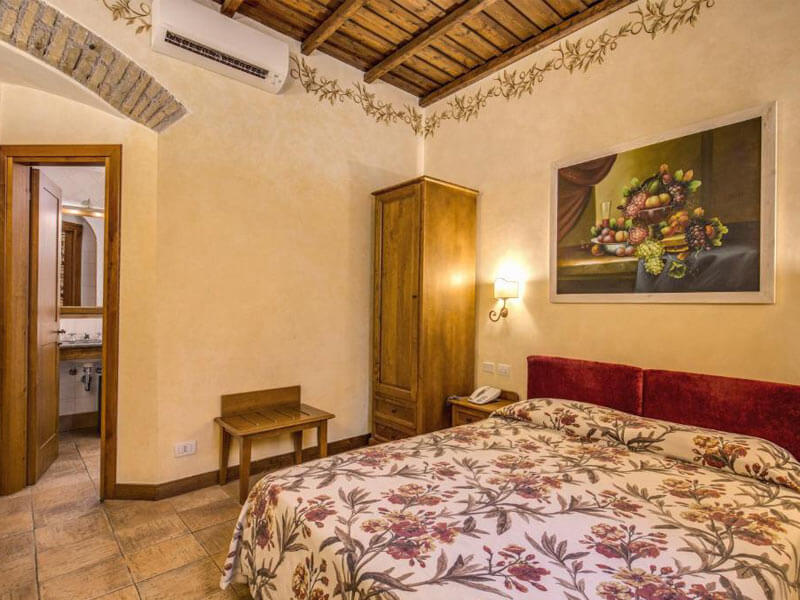 Residenza-San-Calisto-Zimmer-Rom