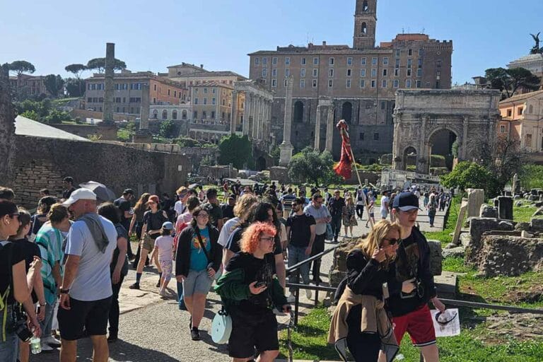 Forum-Romanum-Führung-mit-Tourguide