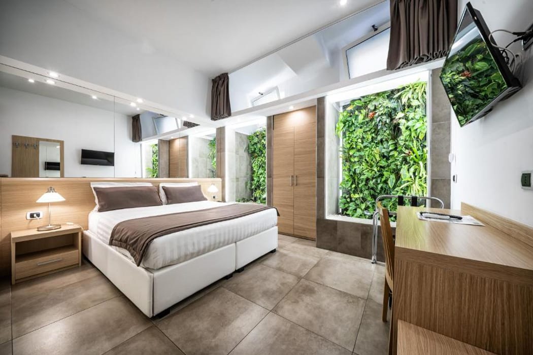 Hotelzimmer-Paolo-II-Nähe-Vatikan