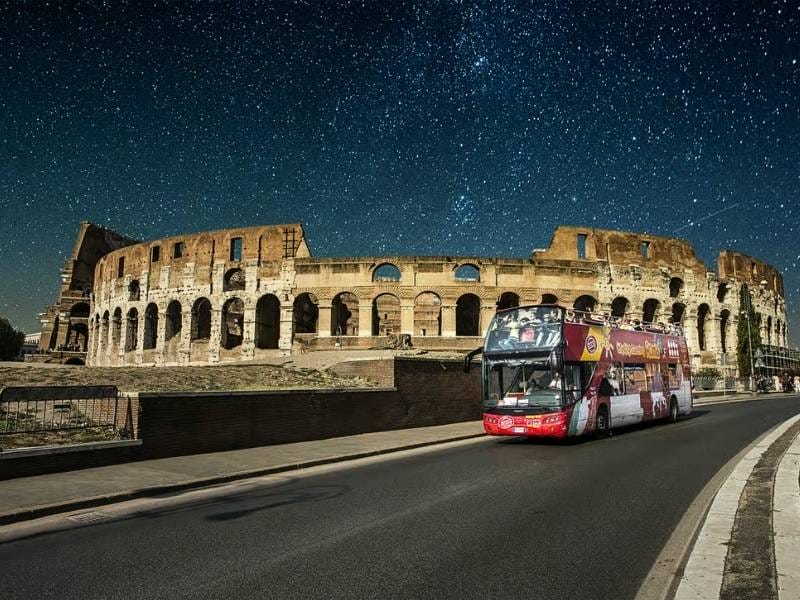 Rom Hop on Hop off Stadtrundfahrten bei Nacht
