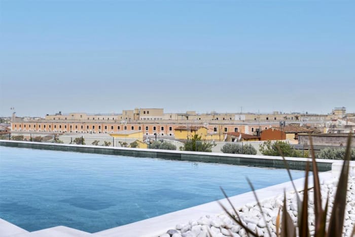 Rom-Luxushotel-Anantara-mit-Pool