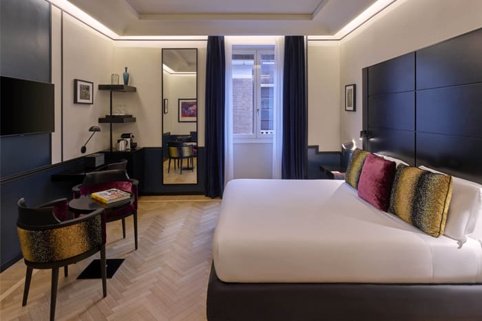 47-Boutique-Hotel-Rom-Suite