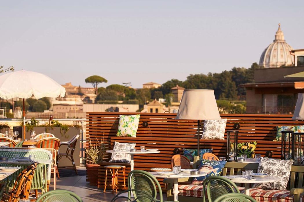 Dachterrasse-Hotel-Mama-Sehlter-Roma