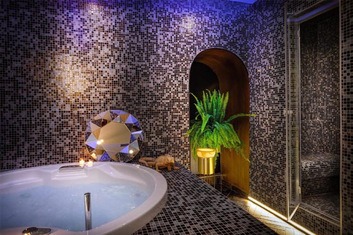 Dharma-Boutique-Hotel-&-SPA-Rom-Whirlpool