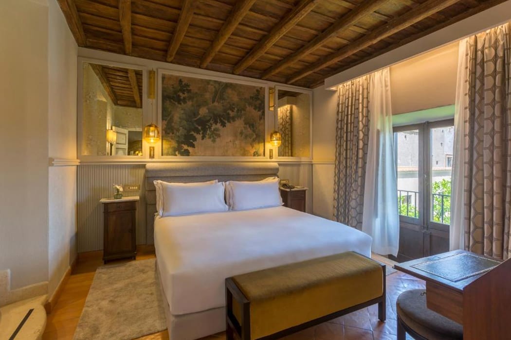 Donna-Camilla-Savelli-Hotel-in-Trastevere-Rom.jpg