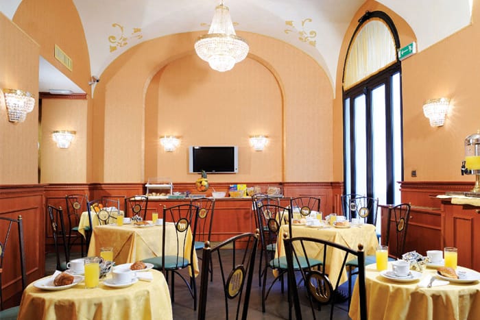 Frühstück-im-Hotel-Patria-Rom