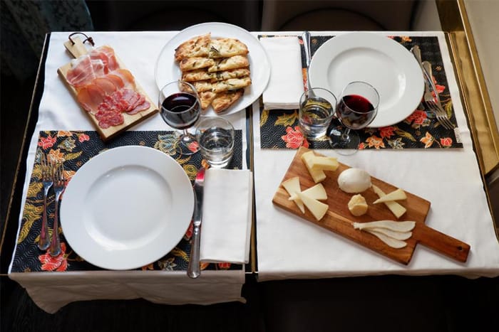 Giuturna-Boutique-Hotel-Rom-Snacks