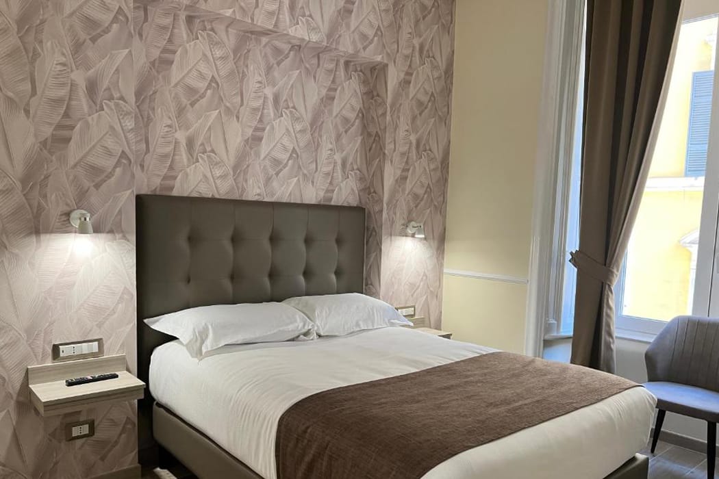 Hotel-Le-Petit-Rom-Zimmer-mit-Parkplatz