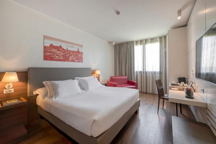 Hotelzimmer-H10-Roma-Città