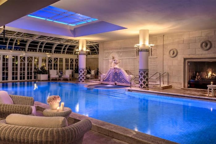 Innenpool-Rome-Cavalieri-Waldorf-Astoria-Hotel