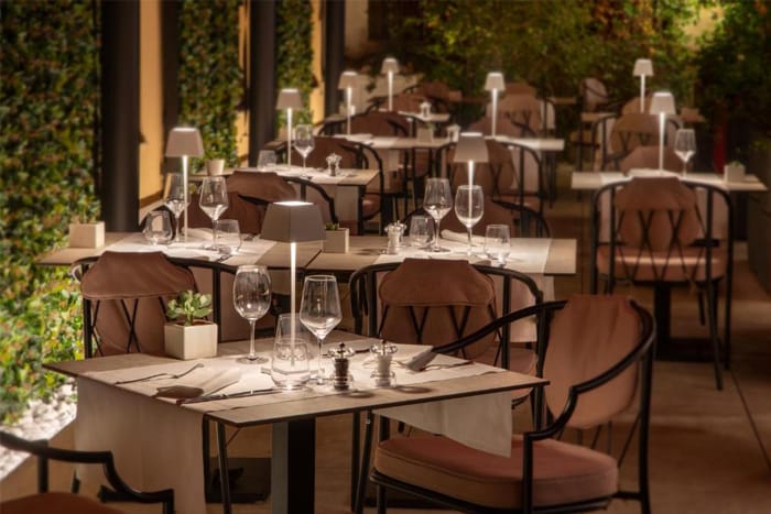 Restaurant-Rose-Garden-Palace-Roma