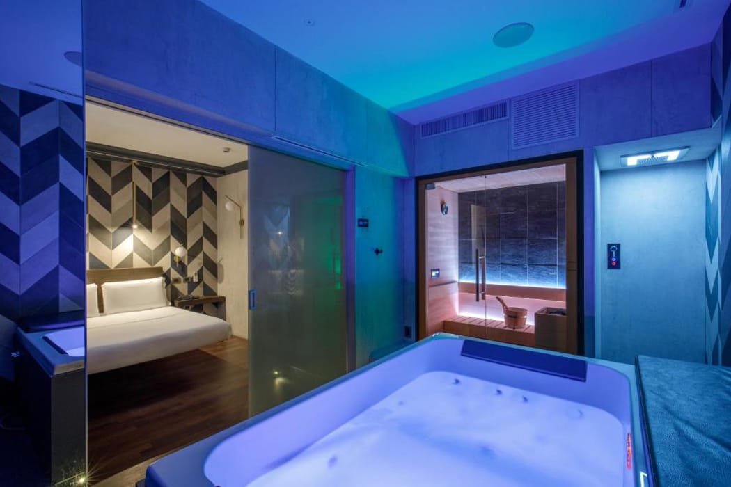 Rom-Hotel-Trilussa-Palace-mit-Whirlpool-im-Zimmer