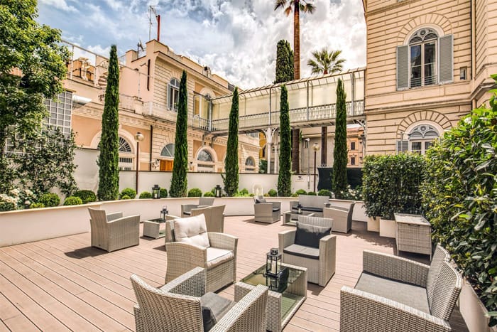 Terrasse-im-Boutique-Hotel-The-Liberty-in-Rom