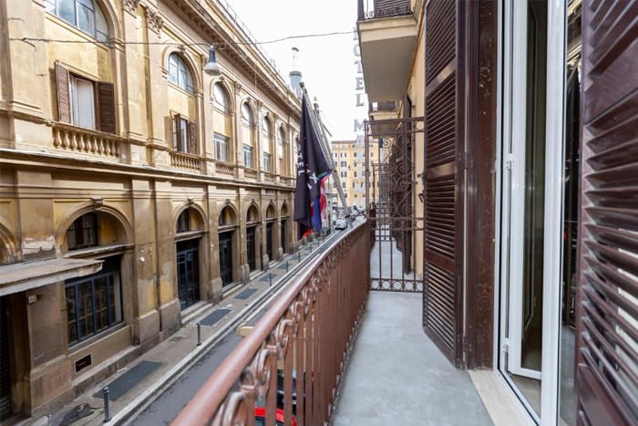 Zimmer-mit-Balkon-Hotel-Maximus-Rom-Termini-Bahnhof